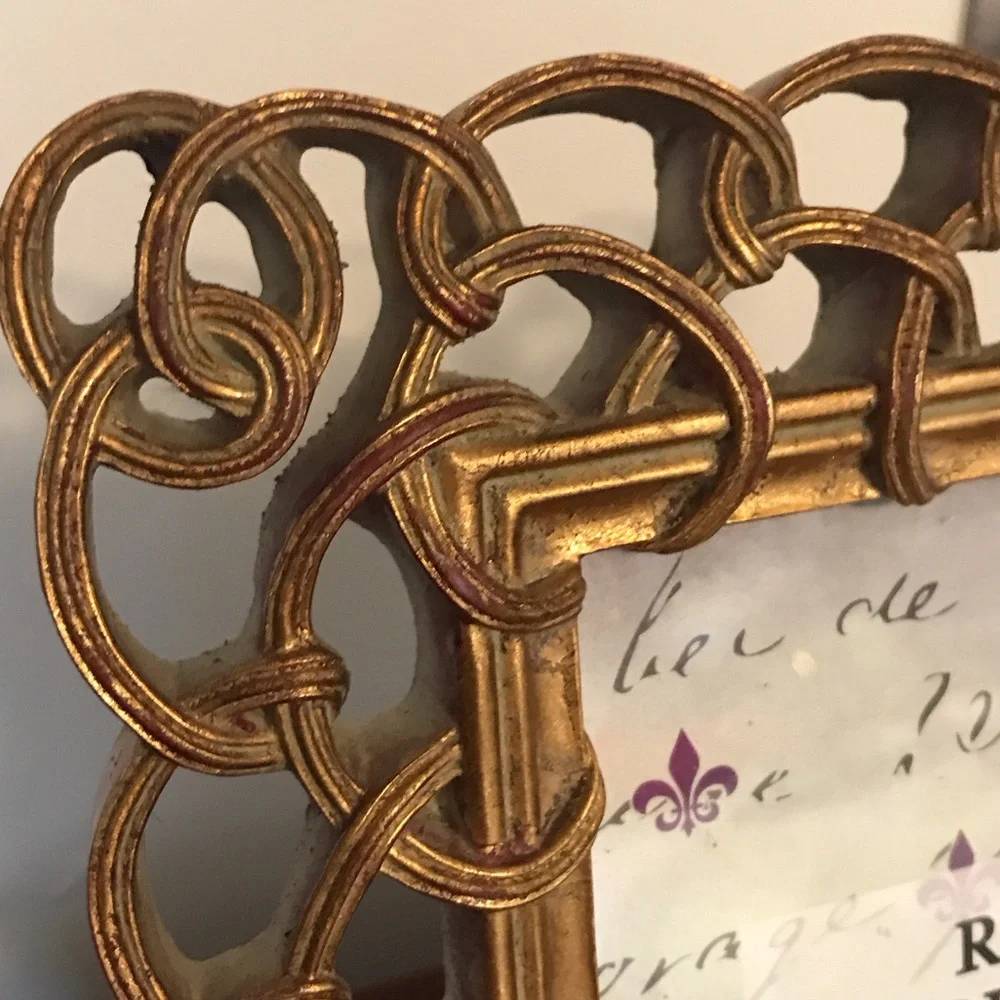 Gold Wooden Decorative Photo Frame 5 x 7